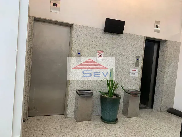Andar corporativo para alugar, no bairro Santa Ifigênia em São Paulo