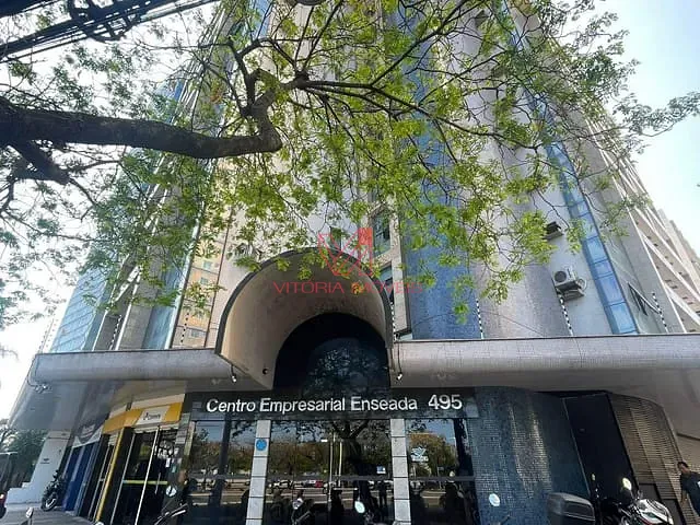 Andar corporativo com 350m², para alugar, no bairro Enseada do Suá em Vitória