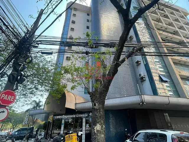 Andar corporativo com 350m², para alugar, no bairro Enseada do Suá em Vitória