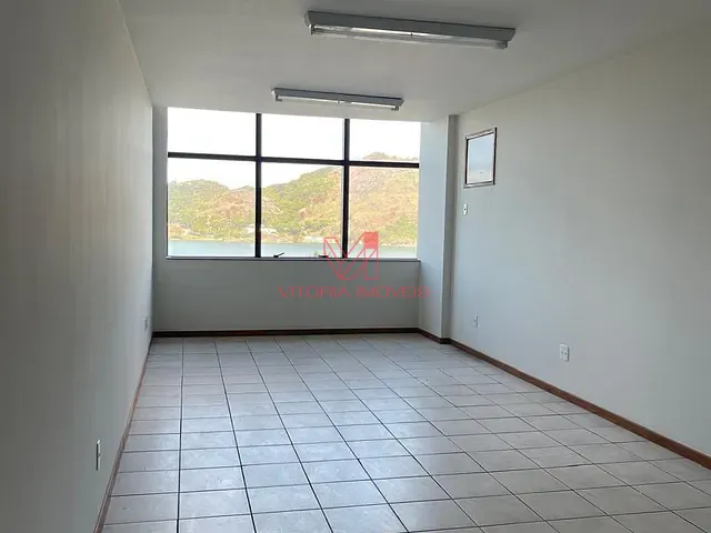 Andar corporativo com 350m², para alugar, no bairro Enseada do Suá em Vitória