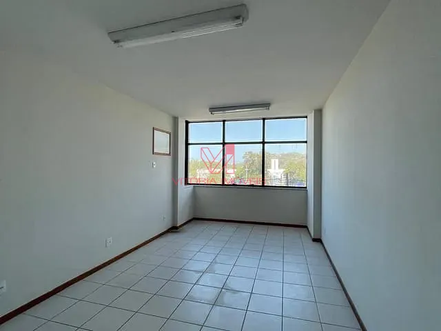 Andar corporativo com 350m², para alugar, no bairro Enseada do Suá em Vitória