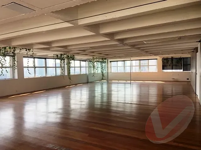 Andar corporativo à venda ou para alugar, no bairro Jardim Paulistano em São Paulo