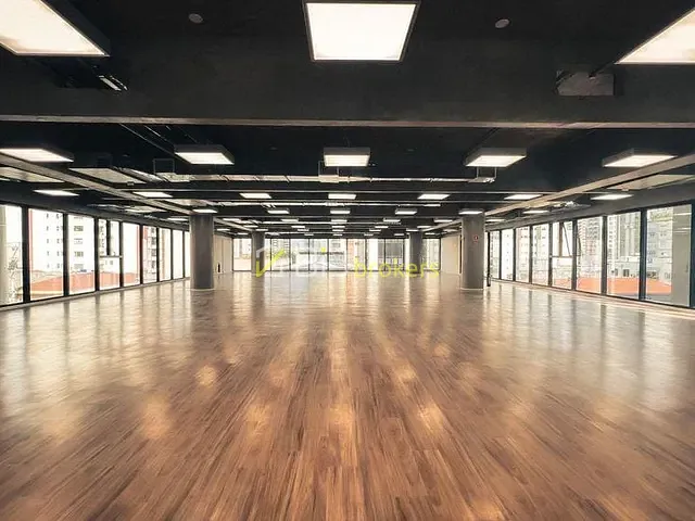 Andar corporativo para alugar, no bairro Pinheiros em São Paulo