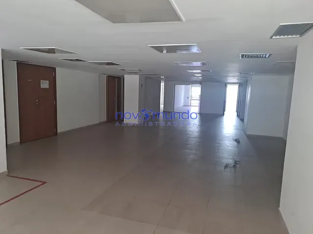Andar corporativo com 289m², à venda ou para alugar, no bairro Centro em Rio de Janeiro