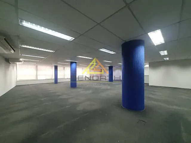 Andar corporativo com 513m², para alugar, no bairro Centro em São Paulo