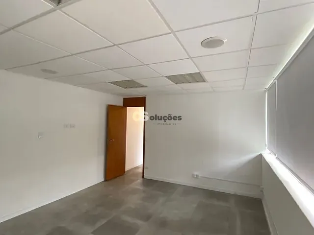 Conjunto comercial à venda, no bairro Cerqueira César em São Paulo