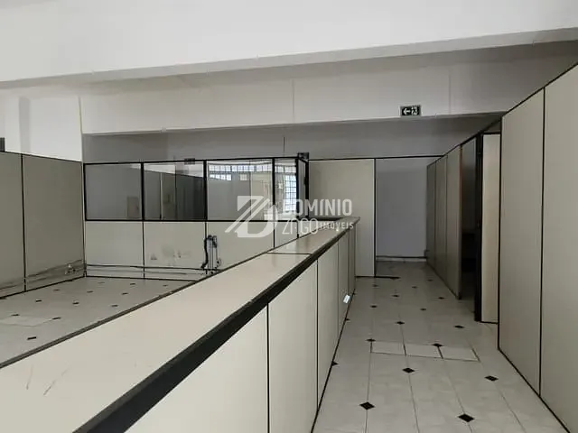 Andar corporativo com 375m², para alugar, no bairro Centro em Uberaba