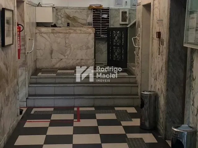 Andar corporativo à venda, no bairro Santo Antônio em Recife