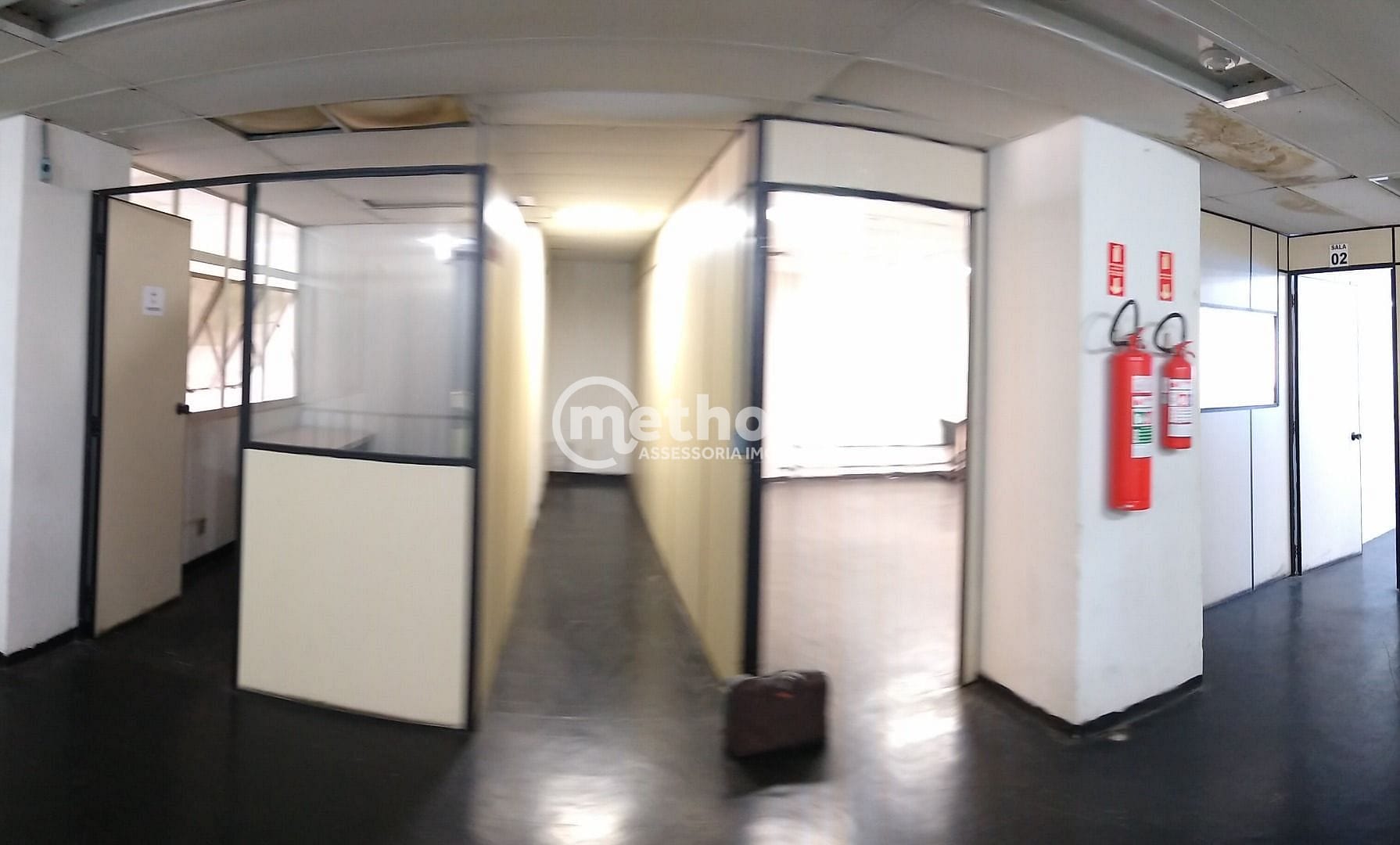 Sala-Conjunto, 1200 m² - Foto 1