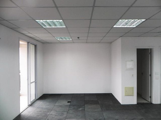 Andar corporativo com 55m², à venda ou para alugar, no bairro Pinheiros em São Paulo