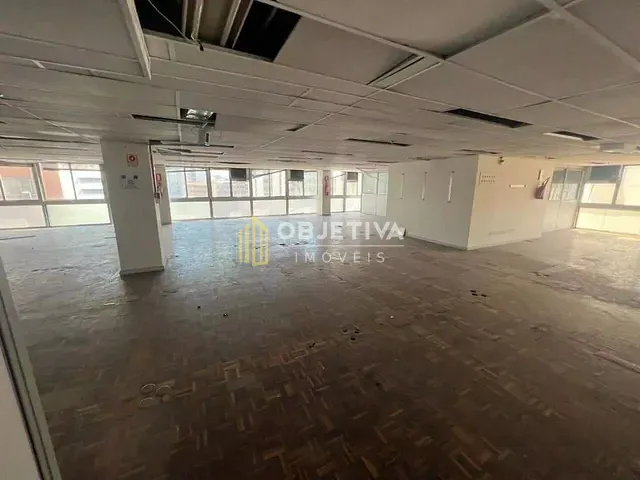 Andar corporativo para alugar, no bairro Centro Histórico em Porto Alegre