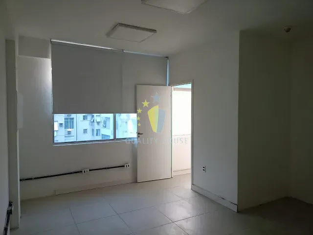 Andar corporativo com 200m², à venda ou para alugar, no bairro Copacabana em Rio de Janeiro