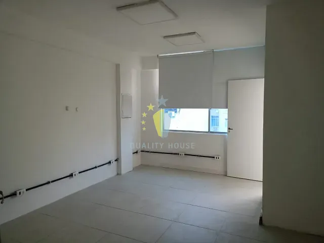 Andar corporativo com 200m², à venda ou para alugar, no bairro Copacabana em Rio de Janeiro