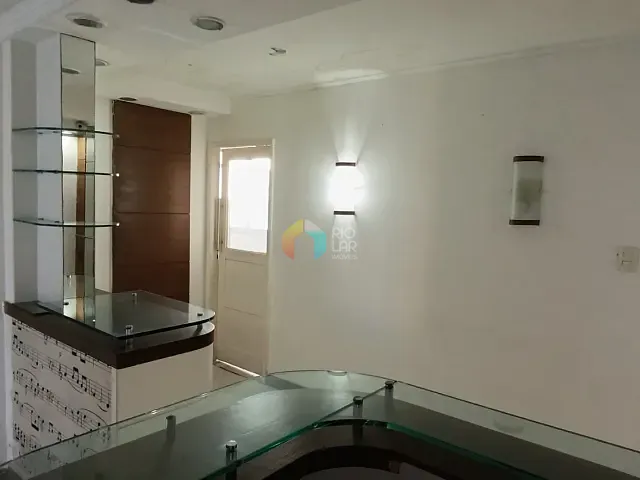 Andar corporativo com 247m², para alugar, no bairro Centro em Rio de Janeiro