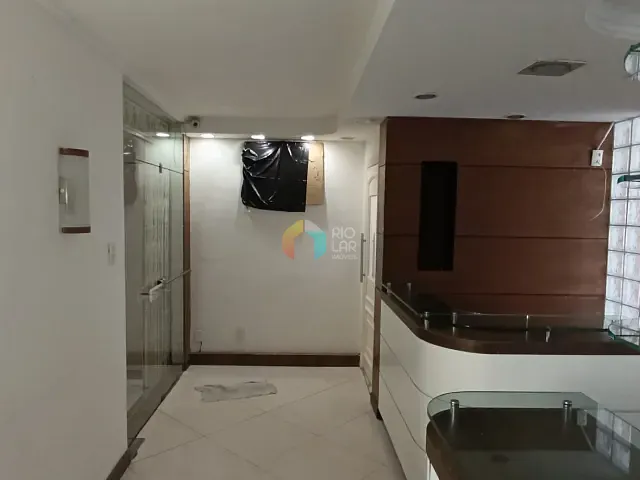 Andar corporativo com 247m², para alugar, no bairro Centro em Rio de Janeiro