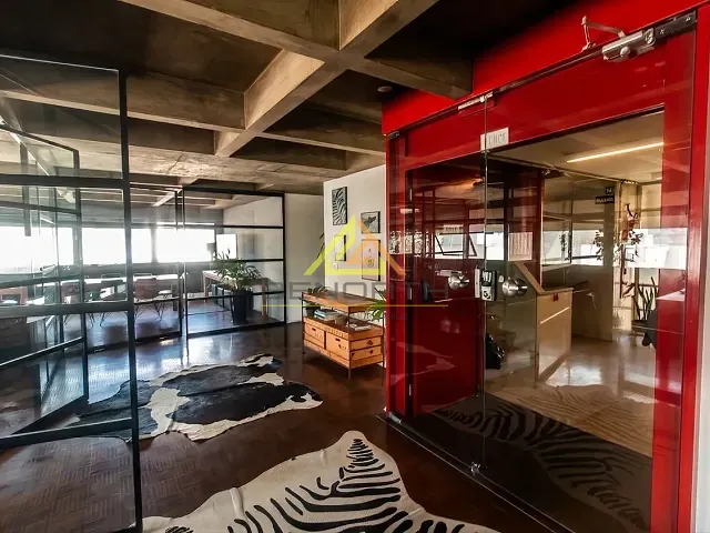 Andar corporativo com 200m², para alugar, no bairro Jardim Paulista em São Paulo