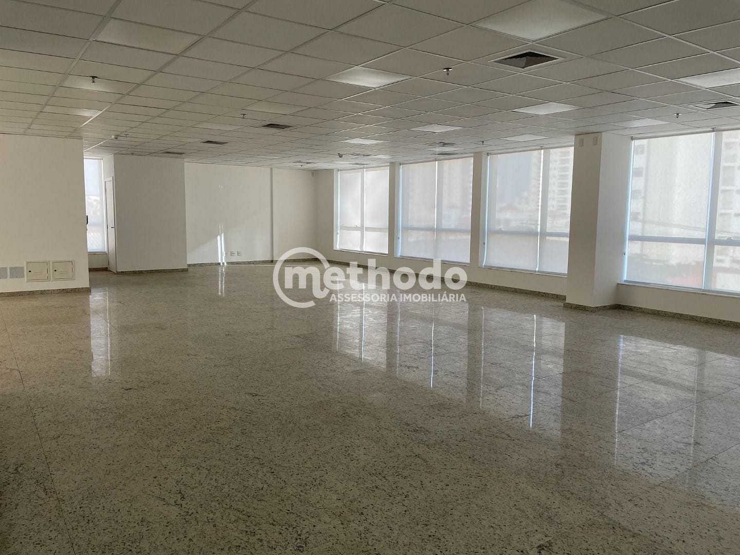 Sala-Conjunto, 313 m² - Foto 1