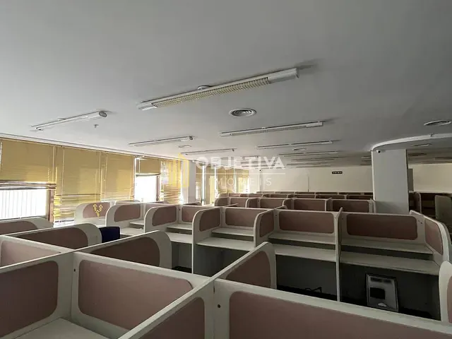Andar corporativo para alugar, no bairro Centro Histórico em Porto Alegre