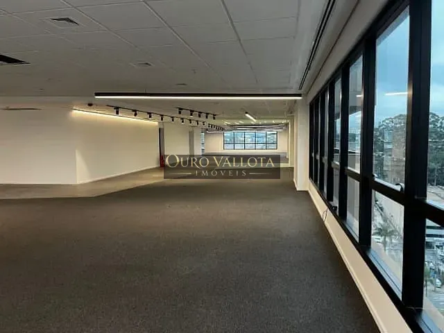 Andar corporativo com 1354m², para alugar, no bairro Alphaville Industrial em Barueri