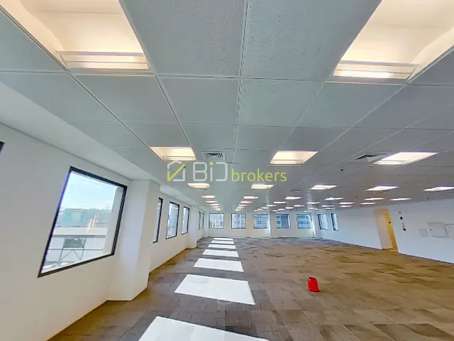 Andar corporativo para alugar, no bairro Chácara Santo Antônio (Zona Sul) em São Paulo