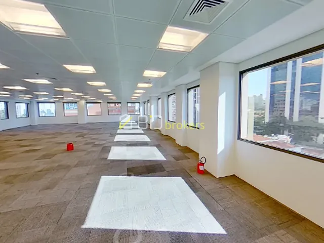 Andar corporativo para alugar, no bairro Chácara Santo Antônio (Zona Sul) em São Paulo