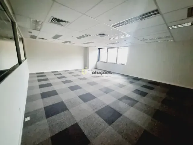 Andar corporativo à venda ou para alugar, no bairro Pinheiros em São Paulo