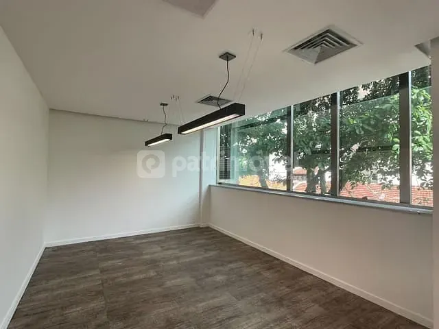 Andar corporativo com 229m², para alugar, no bairro Botafogo em Rio de Janeiro