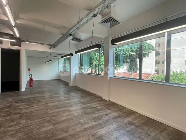 Andar corporativo com 229m², para alugar, no bairro Botafogo em Rio de Janeiro