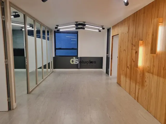 Andar corporativo à venda ou para alugar, no bairro Vila Olímpia em São Paulo