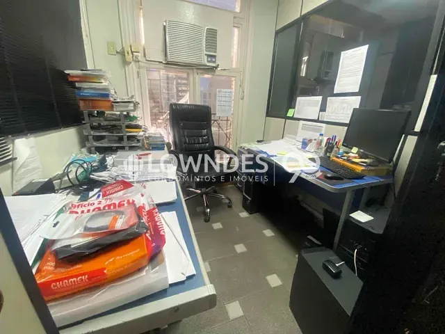 Andar corporativo com 235m², à venda, no bairro Centro em Rio de Janeiro