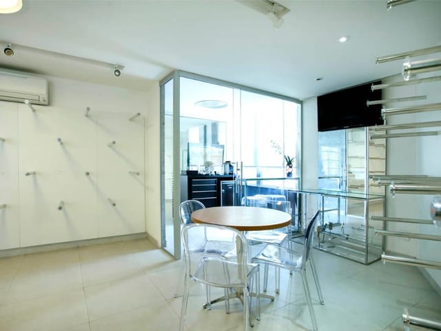 Andar corporativo com 348m², para alugar, no bairro Bela Vista em São Paulo