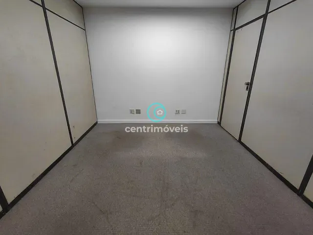 Andar corporativo com 345m², para alugar, no bairro Centro em Rio de Janeiro
