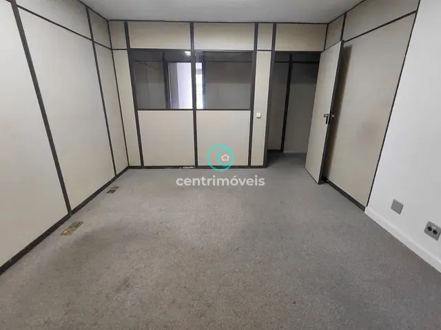 Andar corporativo com 345m², para alugar, no bairro Centro em Rio de Janeiro