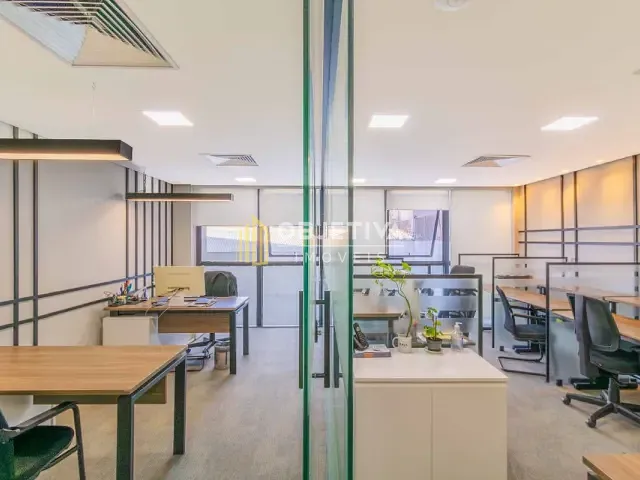 Andar corporativo à venda ou para alugar, no bairro Centro Histórico em Porto Alegre