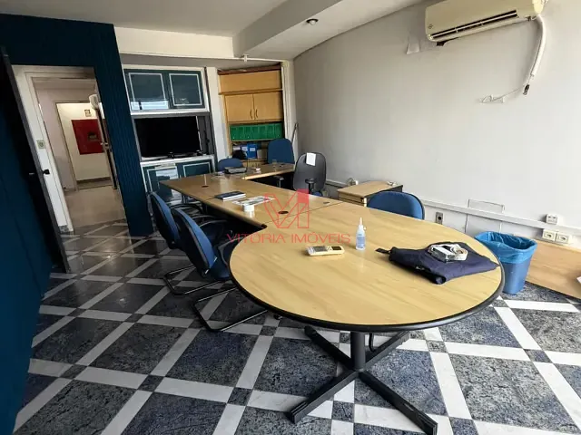 Andar corporativo para alugar, no bairro Enseada do Suá em Vitória