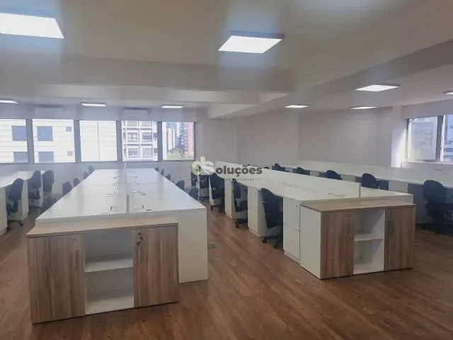 Andar corporativo à venda ou para alugar, no bairro Cidade Monções em São Paulo