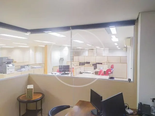 Andar corporativo com 396m², à venda ou para alugar, no bairro Centro em São Paulo