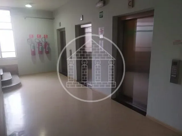 Andar corporativo com 396m², à venda ou para alugar, no bairro Centro em São Paulo