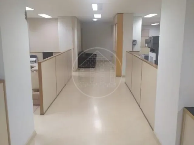 Andar corporativo com 396m², à venda ou para alugar, no bairro Centro em São Paulo