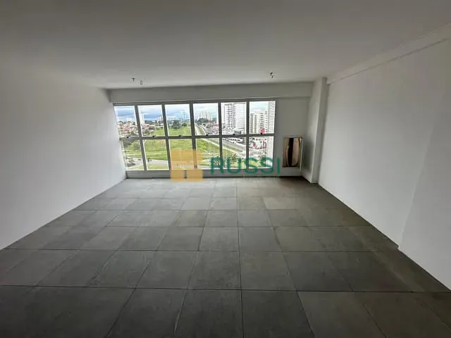 Sala com 156m², para alugar, no bairro Jardim São Dimas em São José dos Campos