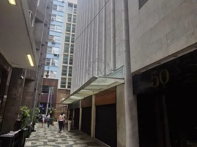 Prédio com 3424m², à venda, no bairro Centro em Rio de Janeiro