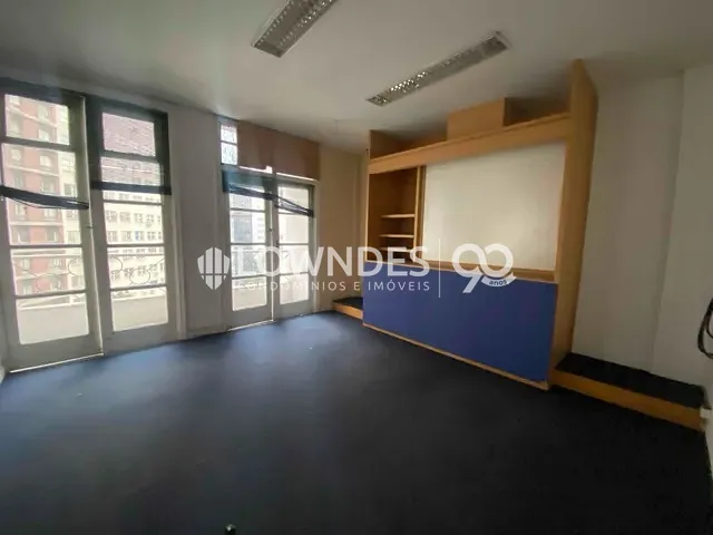 Andar corporativo à venda, no bairro Centro em Rio de Janeiro