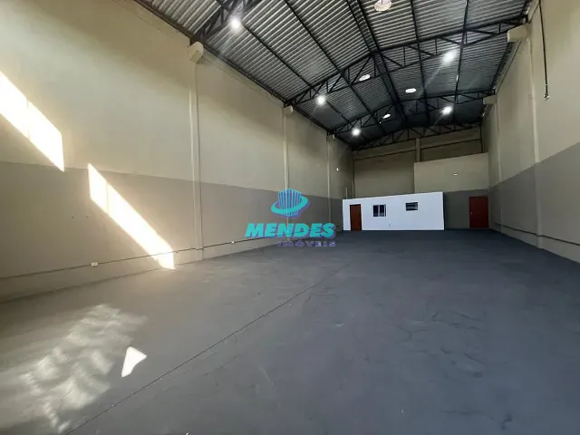 Andar corporativo com 300m², para alugar, no bairro Vera Cruz em Gravataí