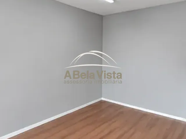 Prédio com 175m², para alugar, no bairro Parque Santa Teresa em Carapicuíba