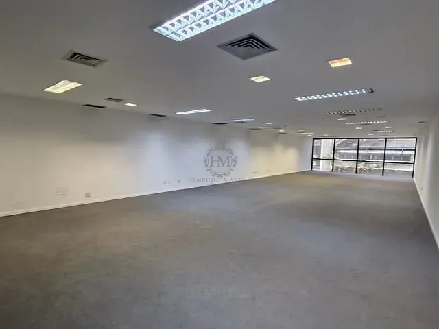 Andar corporativo com 177m², para alugar, no bairro Centro em Rio de Janeiro