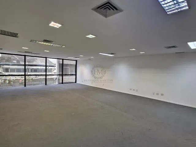 Andar corporativo com 177m², para alugar, no bairro Centro em Rio de Janeiro