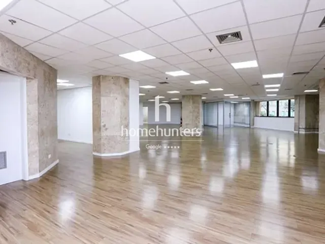 Andar corporativo com 543m², para alugar, no bairro Centro em Campinas