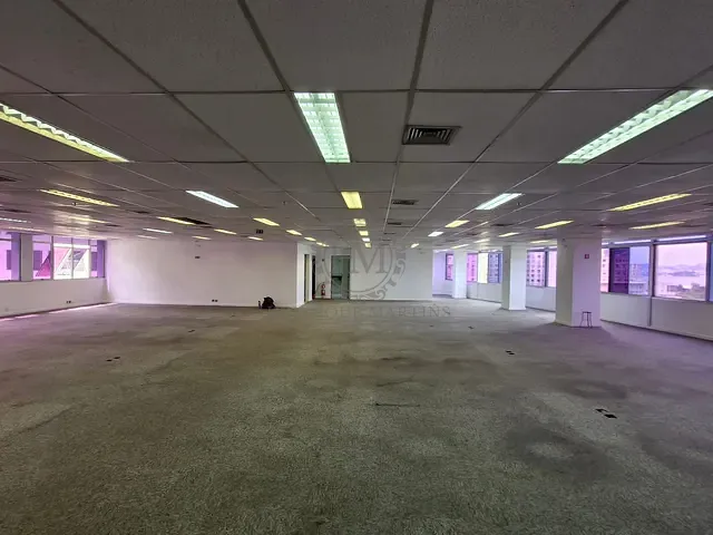 Andar corporativo com 1258m², para alugar, no bairro Centro em Rio de Janeiro