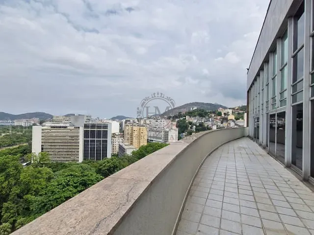 Andar corporativo com 1258m², para alugar, no bairro Centro em Rio de Janeiro