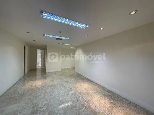 Andar corporativo com 497m², para alugar, no bairro Centro em Rio de Janeiro